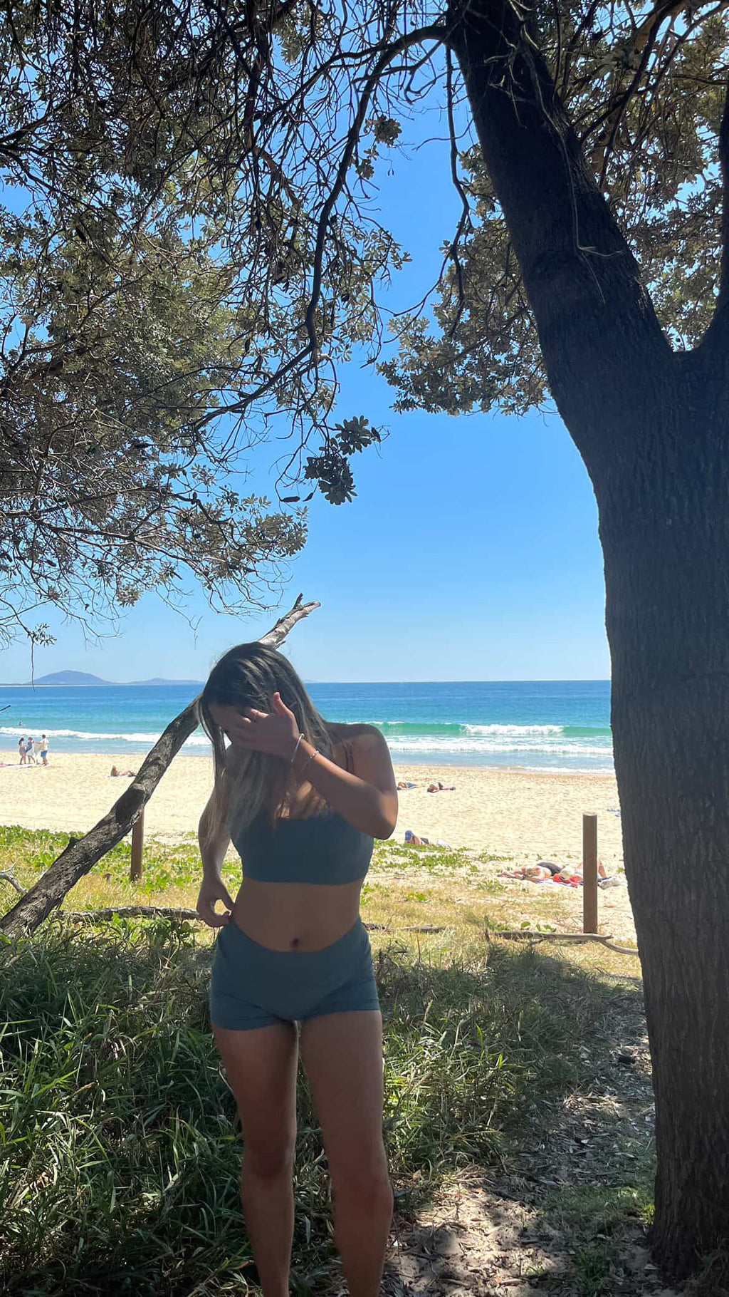 Pistachio halter crop